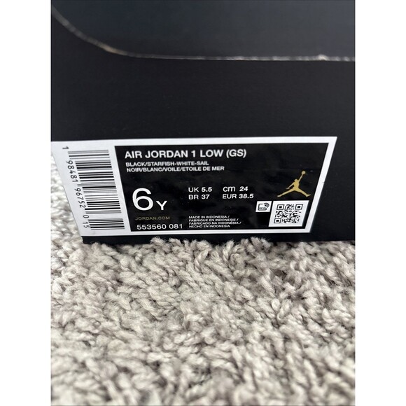 AIR JORDAN 1 LOW BLACK STARFISH WHITE 553560-081 BOYS GRADE SCHOOL SIZE 6Y New - Picture 5 of 6